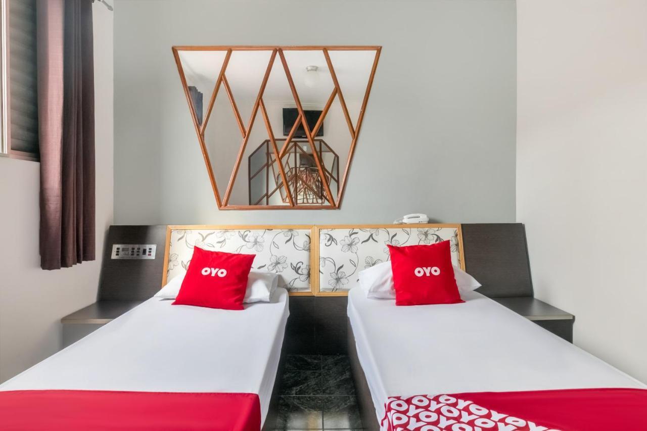 Oyo Hotel Park Leste, Sao Paulo (Adults Only) Екстериор снимка